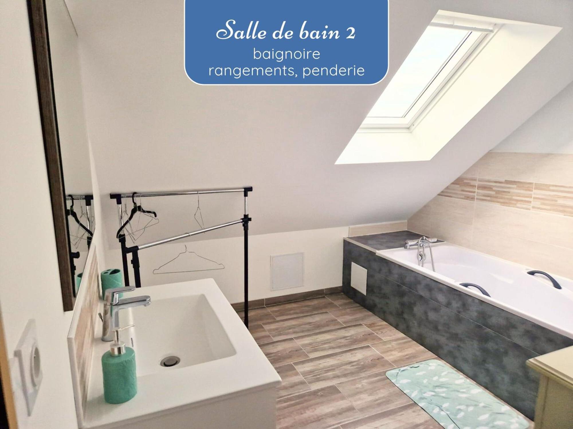 Sherman & Willy Jeep - 2 Maisons De Vacances, 4Min A Pied De La Plage - Parking Prive - Wifi Gratuit - Terrasse - Calme Saint-Côme-de-Fresné Kamer foto