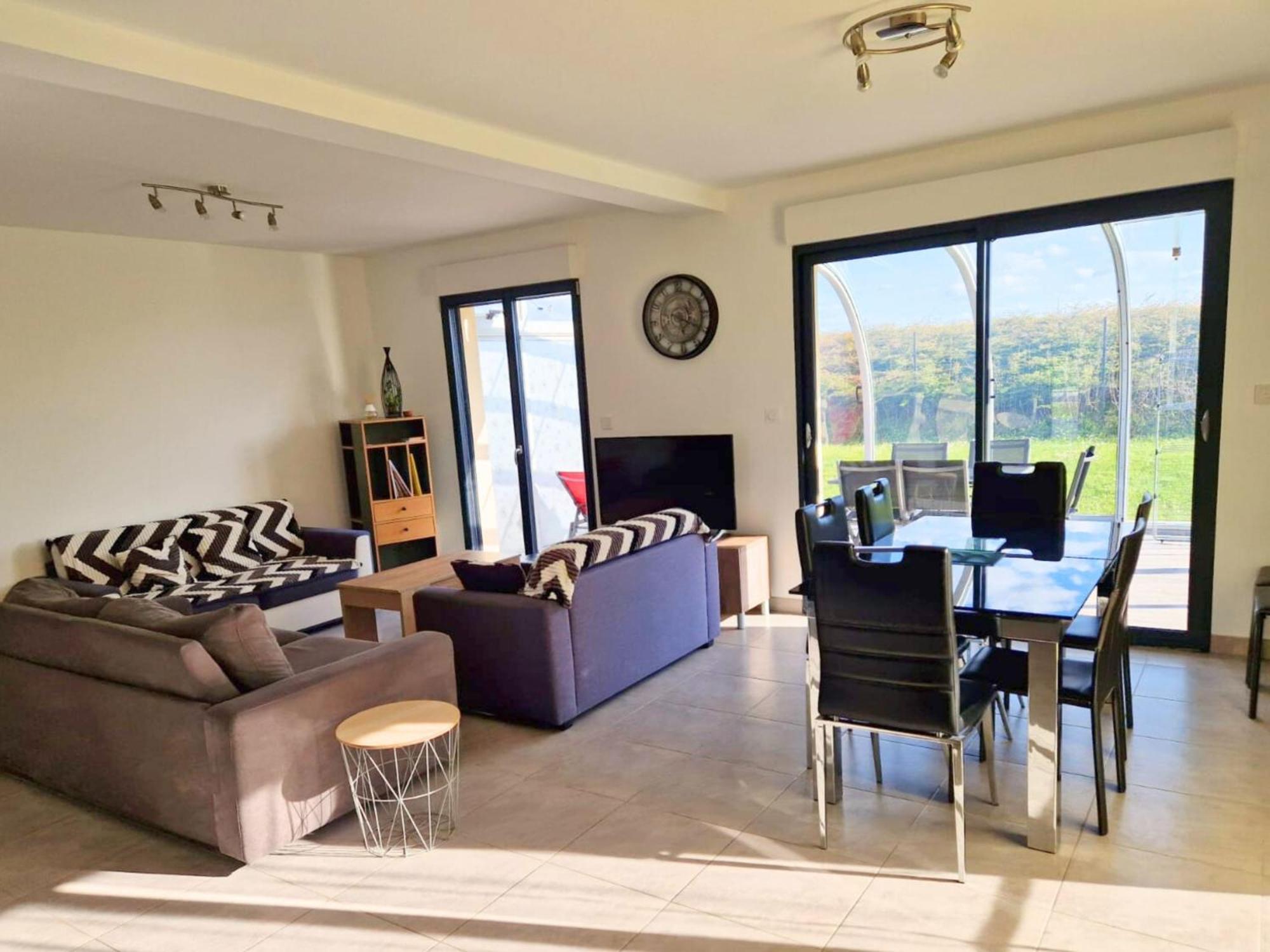 Sherman & Willy Jeep - 2 Maisons De Vacances, 4Min A Pied De La Plage - Parking Prive - Wifi Gratuit - Terrasse - Calme Saint-Côme-de-Fresné Kamer foto
