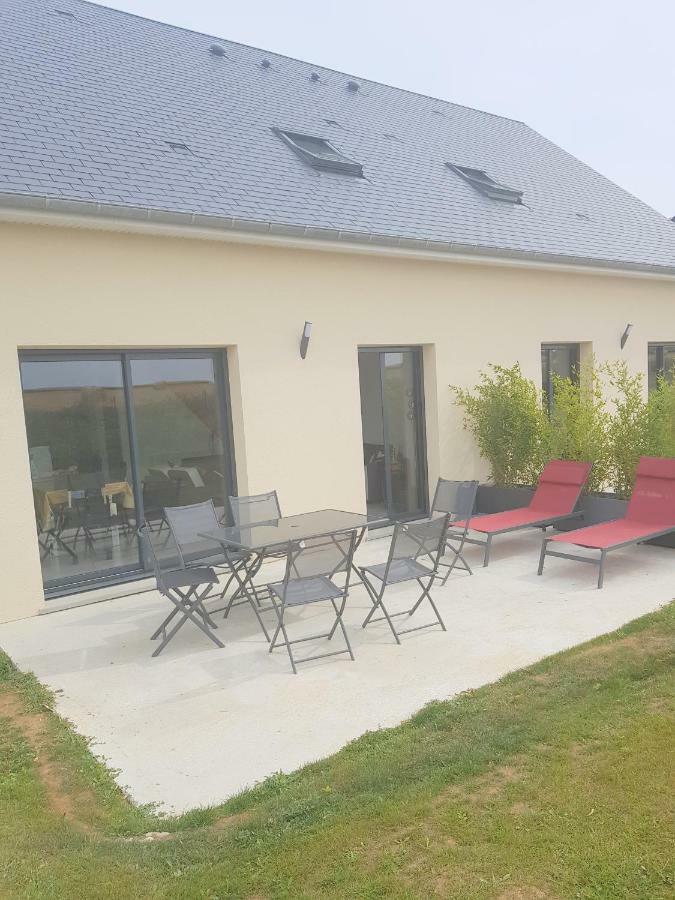 Sherman & Willy Jeep - 2 Maisons De Vacances, 4Min A Pied De La Plage - Parking Prive - Wifi Gratuit - Terrasse - Calme Saint-Côme-de-Fresné Buitenkant foto