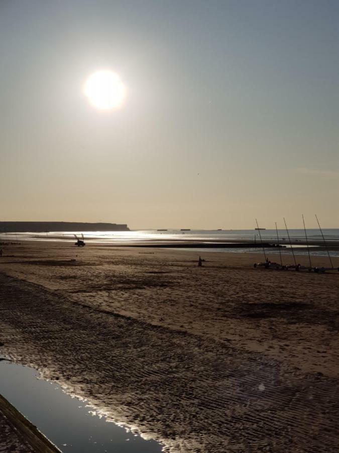 Sherman & Willy Jeep - 2 Maisons De Vacances, 4Min A Pied De La Plage - Parking Prive - Wifi Gratuit - Terrasse - Calme Saint-Côme-de-Fresné Buitenkant foto
