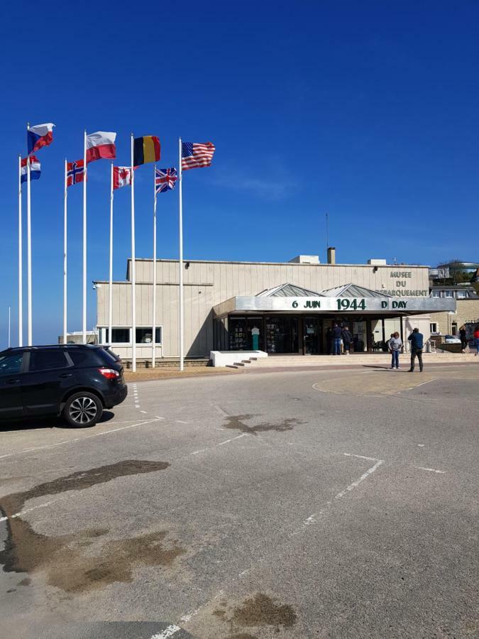 Sherman & Willy Jeep - 2 Maisons De Vacances, 4Min A Pied De La Plage - Parking Prive - Wifi Gratuit - Terrasse - Calme Saint-Côme-de-Fresné Buitenkant foto